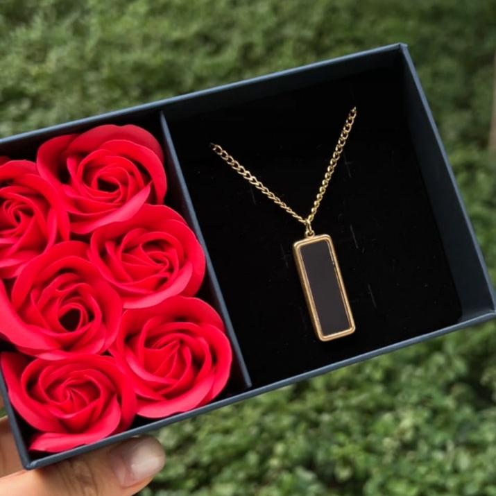 Magiskt halsband med tryck - personligt foto